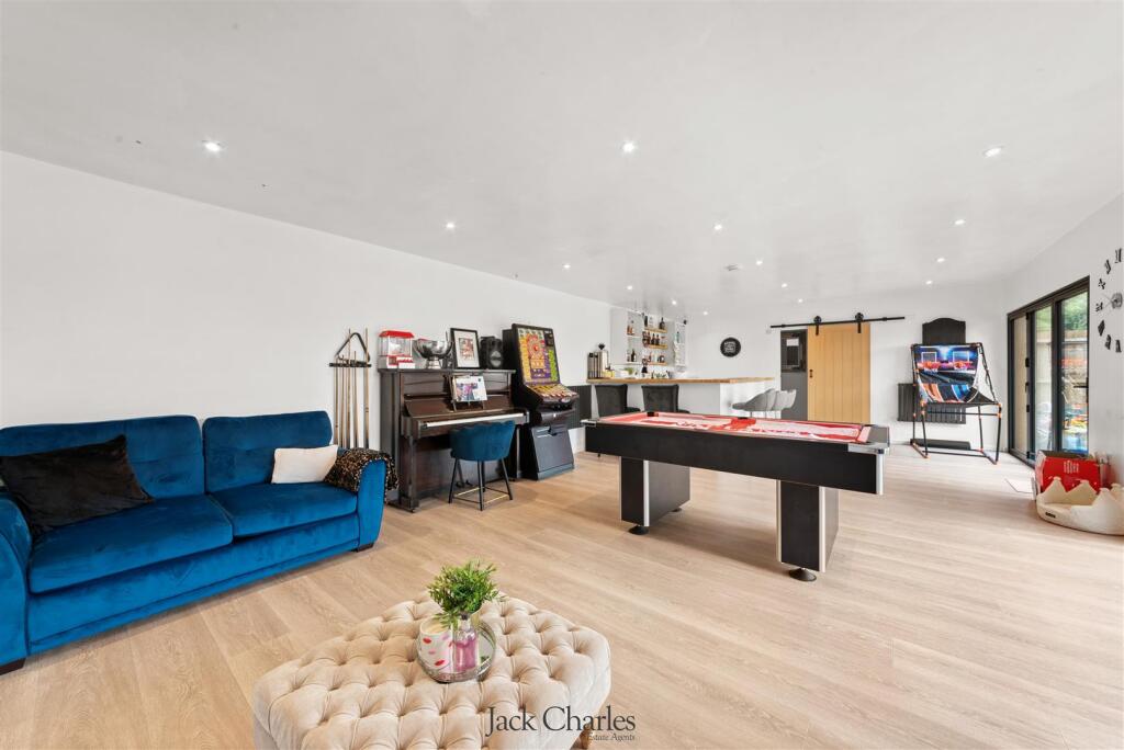 19 Tully Drive 28.jpg