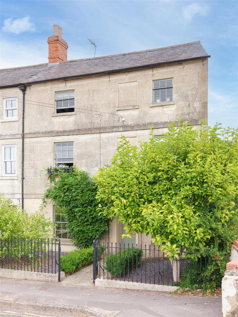 12 London Road-45.jpg