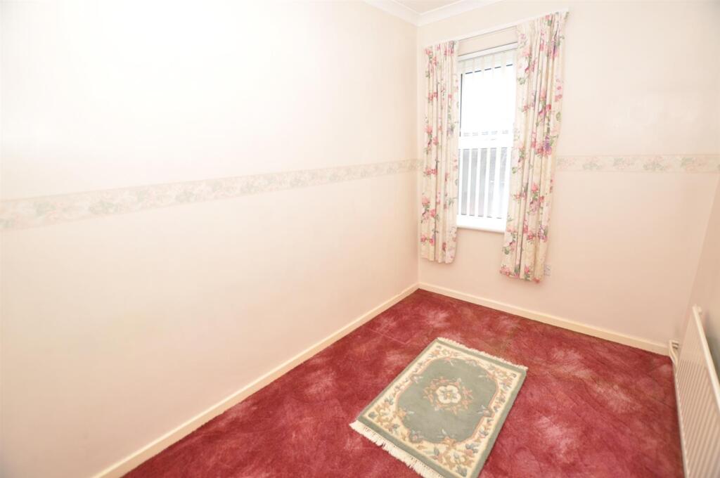 Front Bedroom 3
