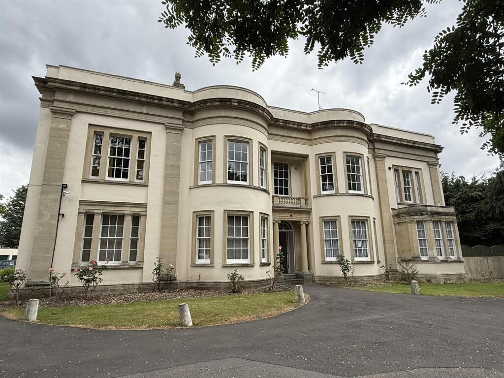 Front Aspect