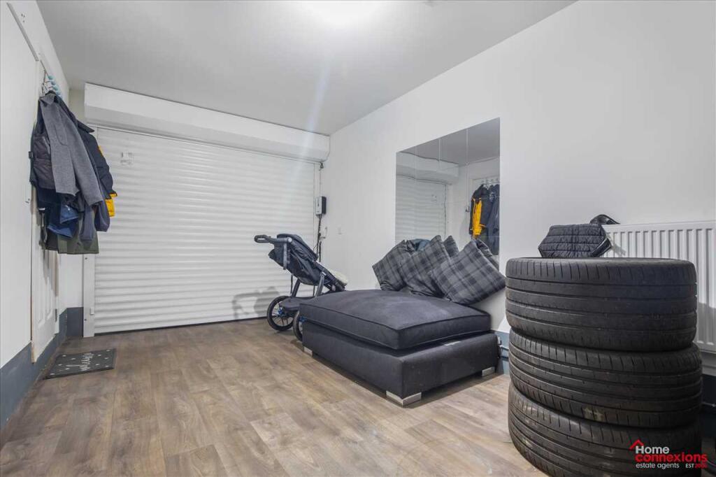 Garage Area (1)