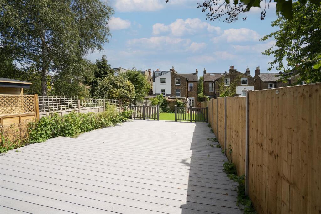 462 Merton Road SW18 external 2.jpg