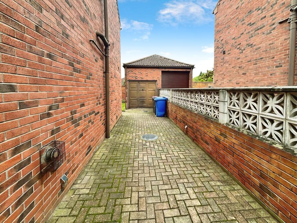 a1c24e3a-WhatsApp...