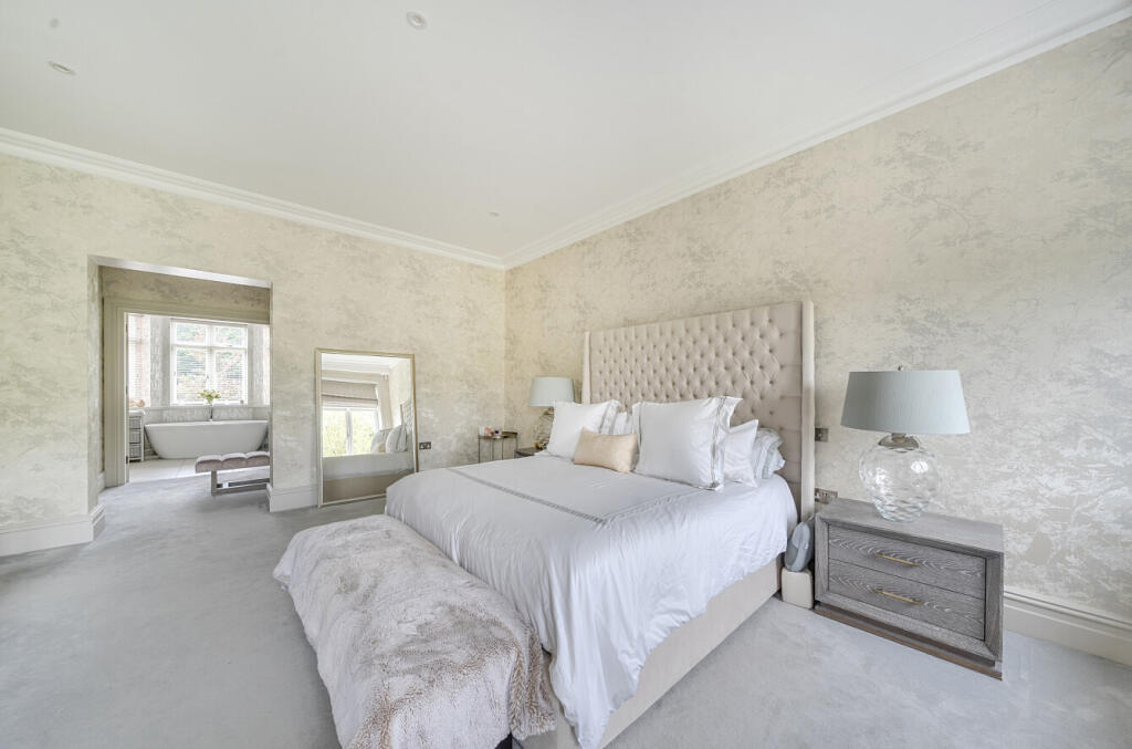 1294367-12-684b58...