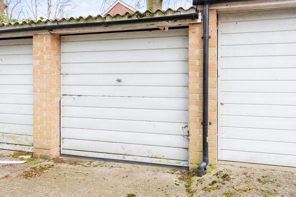 Garage En Bloc