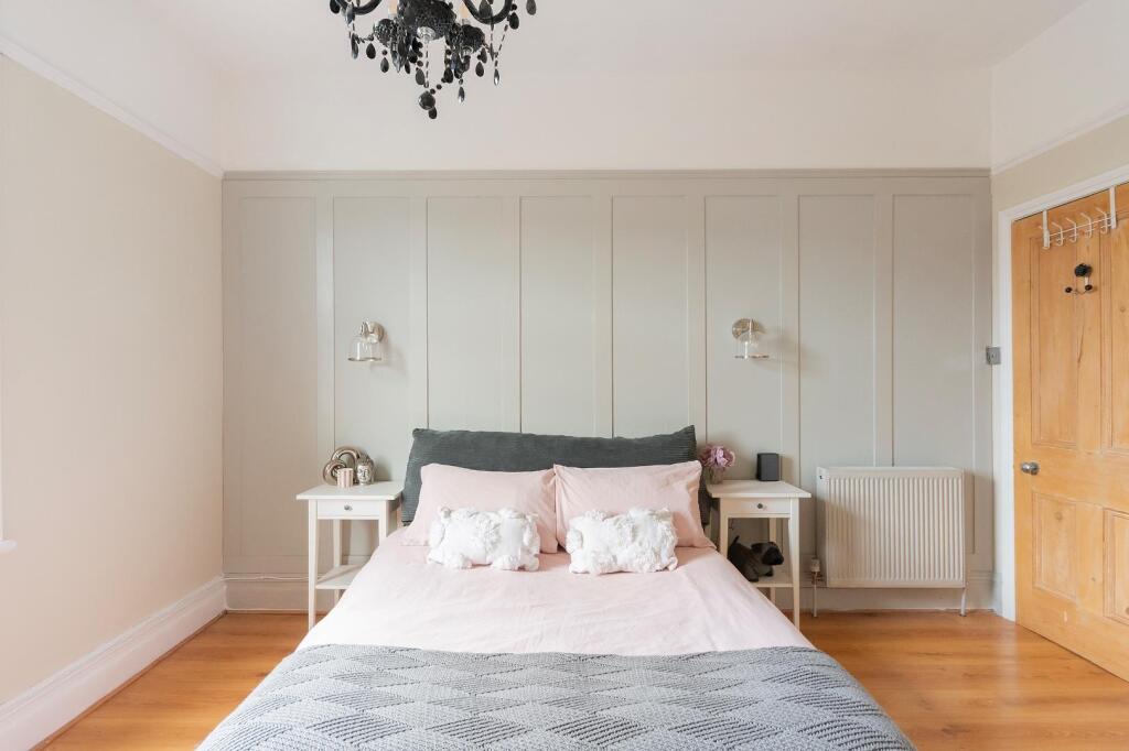 0C8RKE - Bedroom B.jpg