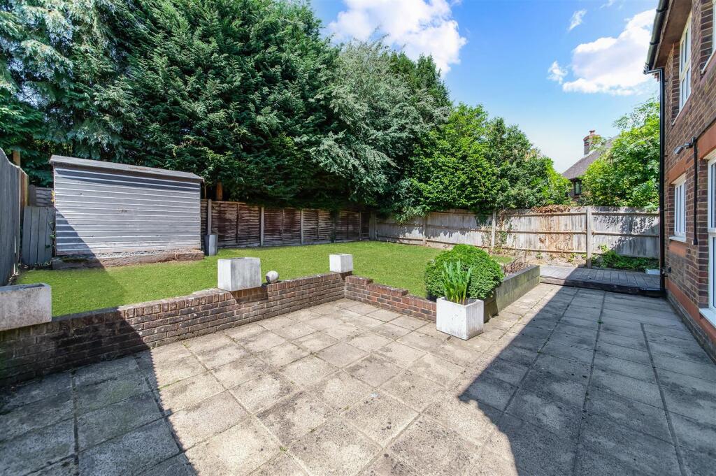 GREAT ELLSHAMS,40- (1).jpg