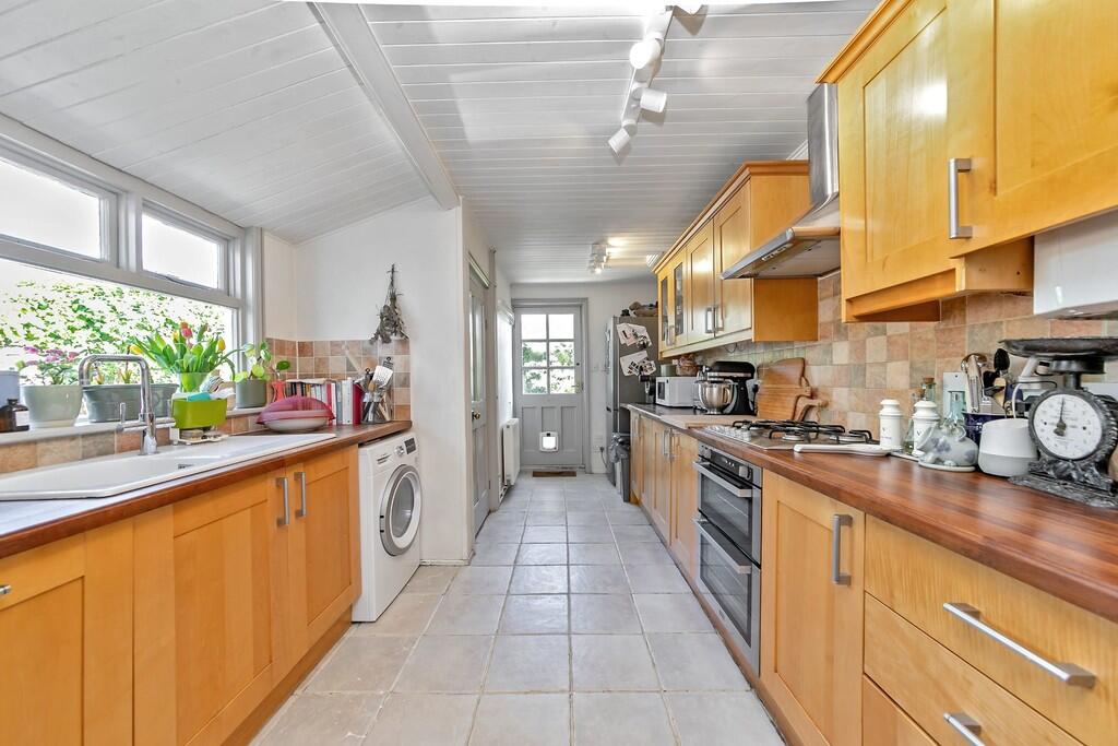 15RoystonStreet-3...