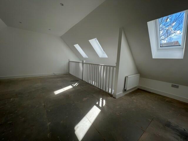 Large double bedroom