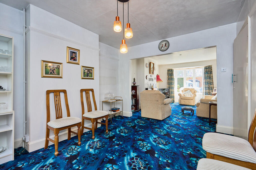 Edward Knight 202...