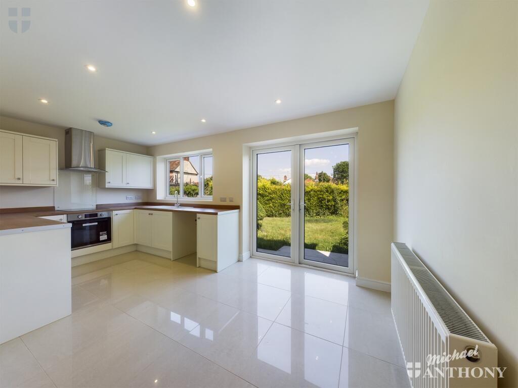 CAM00621P1-PR0461-STILL06