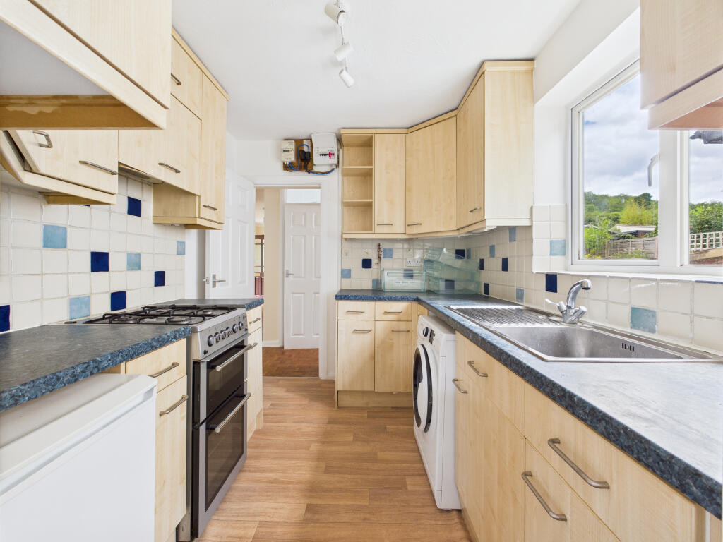 CAM01354G0-PR0571-STILL006