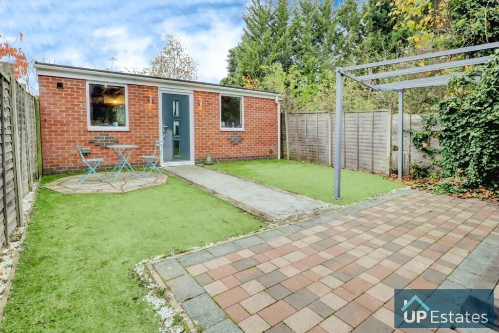 Rear Garden &amp; Outbuilding