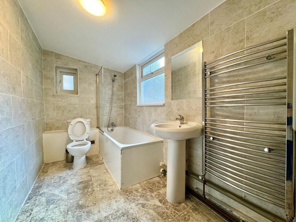 WhatsApp Image 2024-10-24 at 14.31.35.jpeg