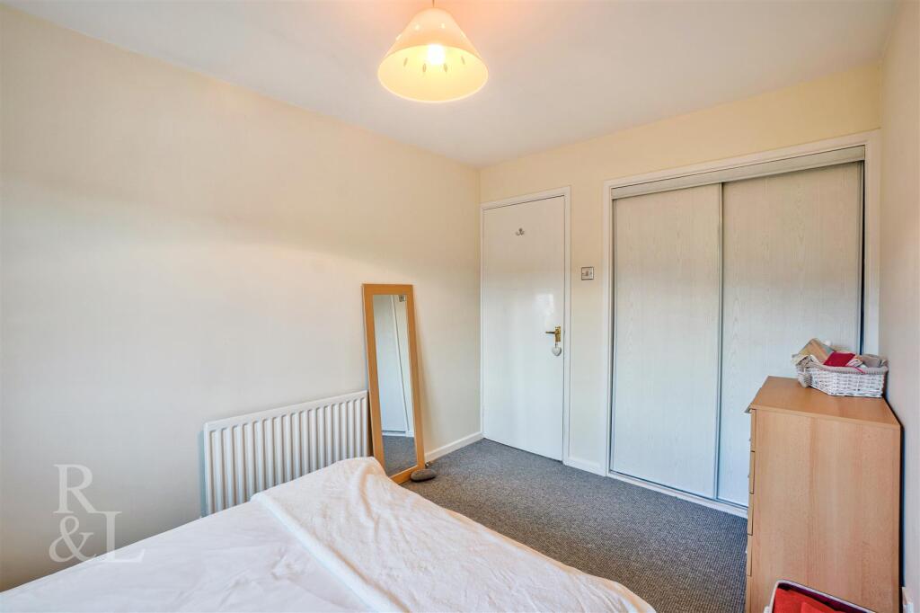 102 Lindisfarne (7).jpg