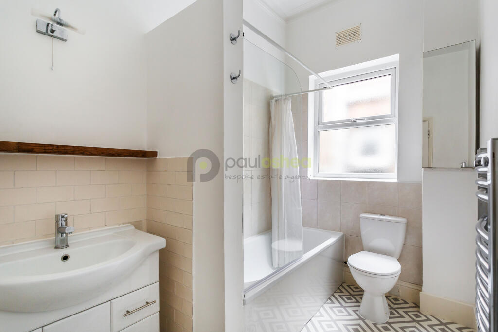 Flat-3-10-Moreton-Road-5