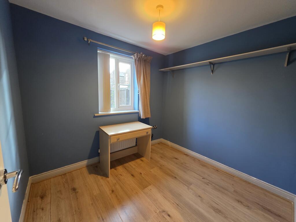 Downstairs wc
