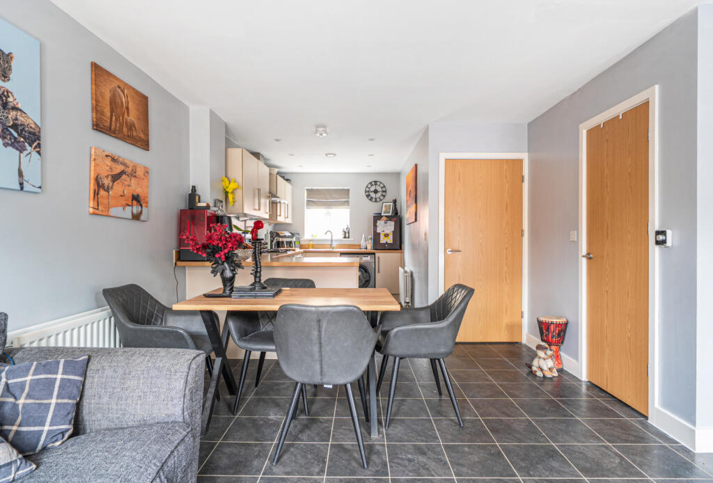 1-1304477-1-6846b...