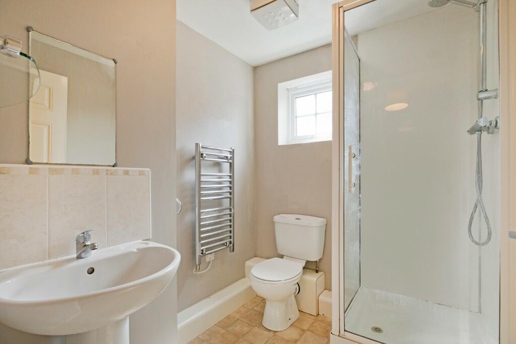 En-suite Shower