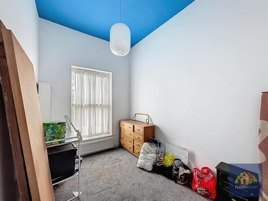 Ground Floor Reception