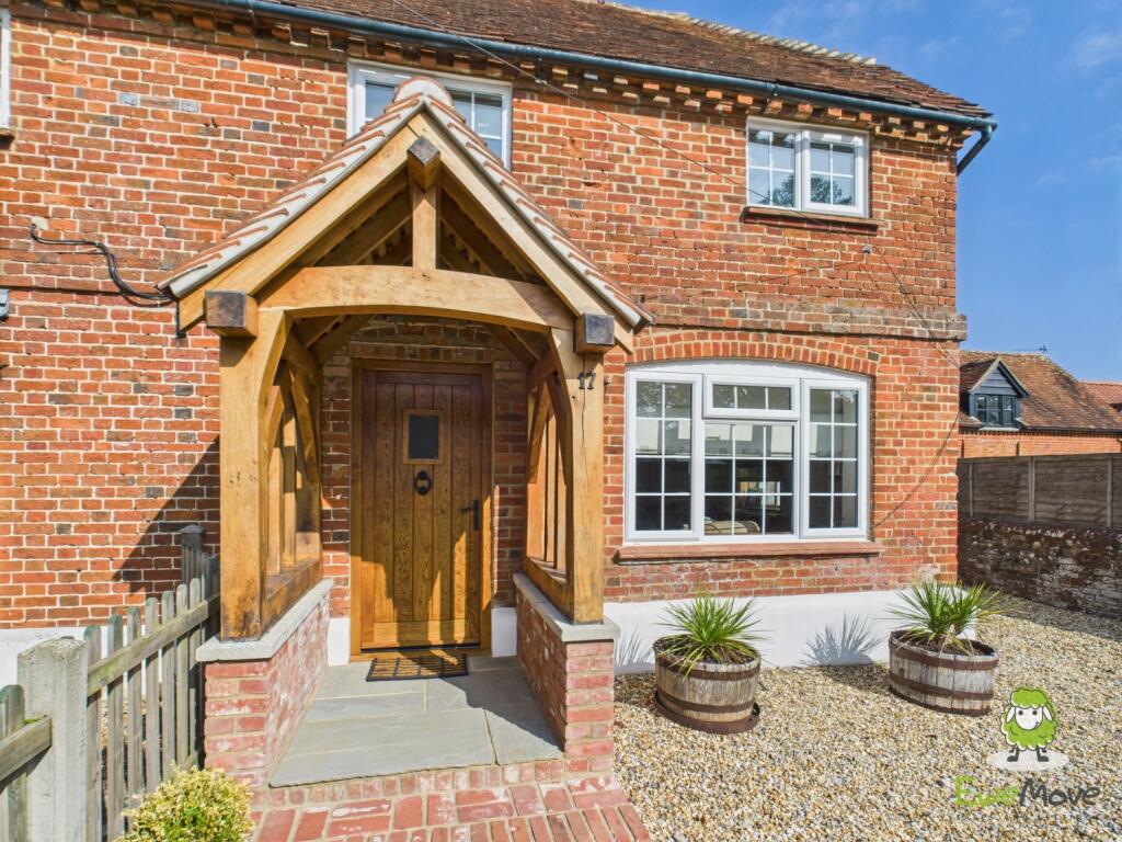 EweMove Basingstoke Estate Agents 17 Vyne Road 