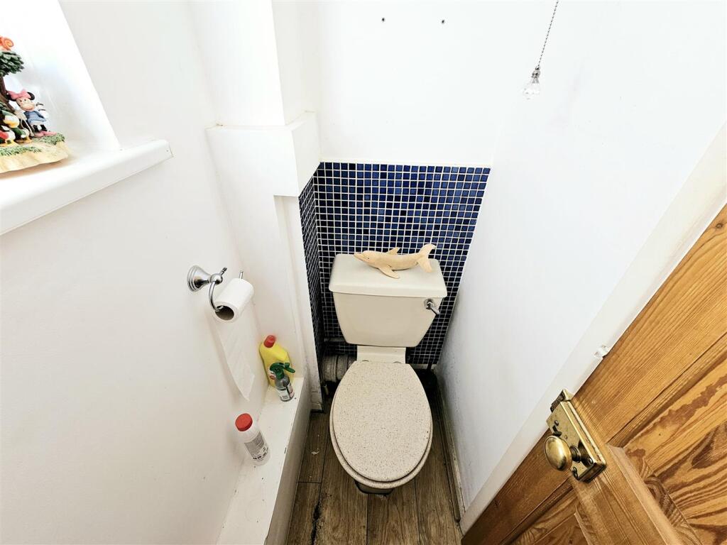 DOWNSTAIRS WC
