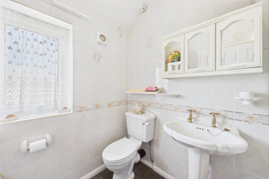 CAM03162G0-PR0303-STILL004