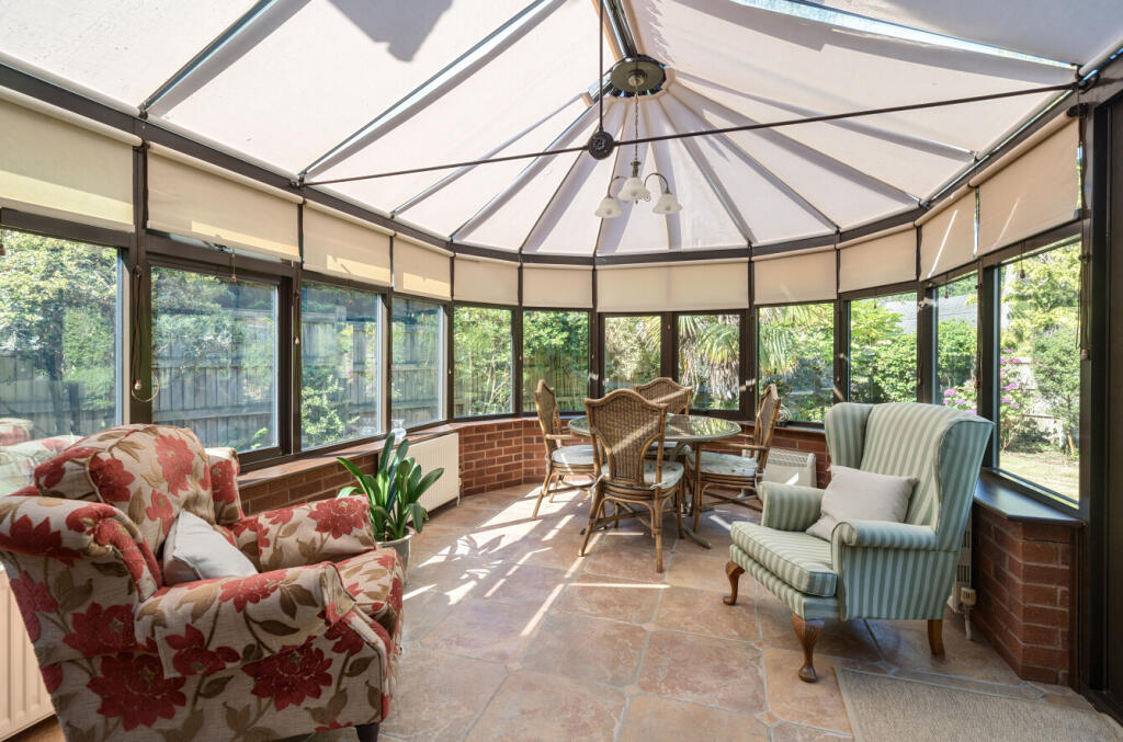 1319344-12-6870fb...