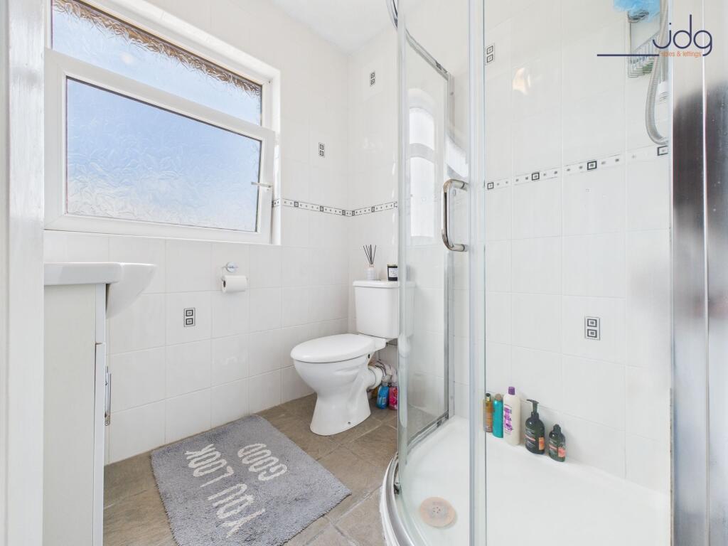 Modern white suite with shower