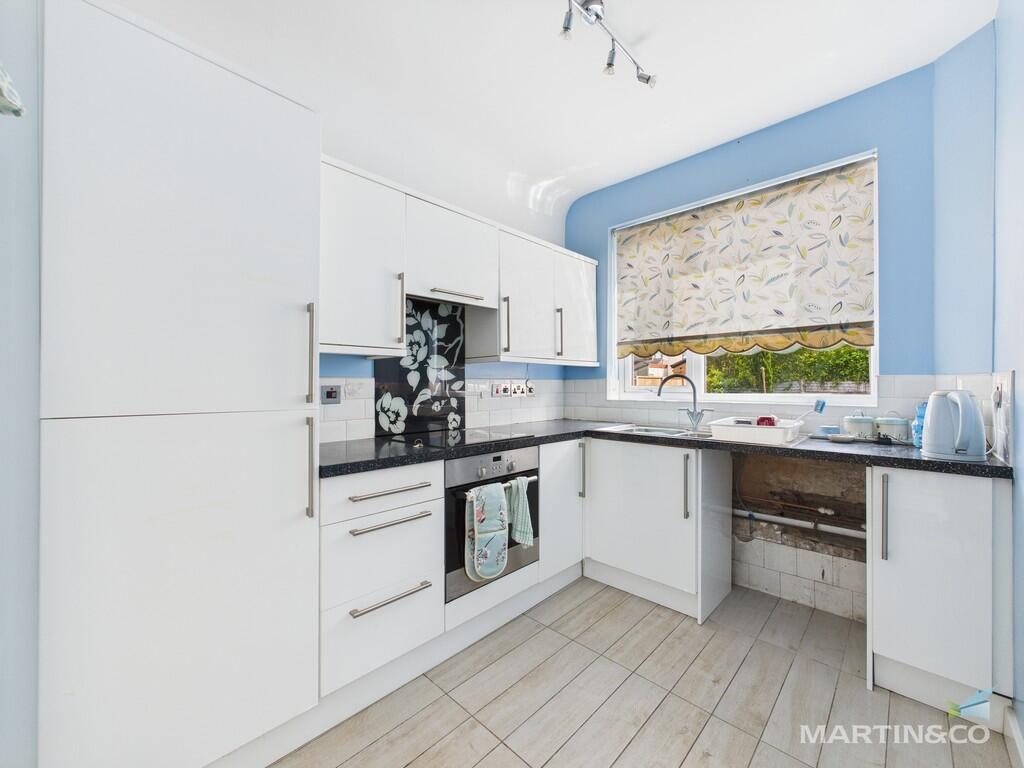 CAM03111G0-PR0301...