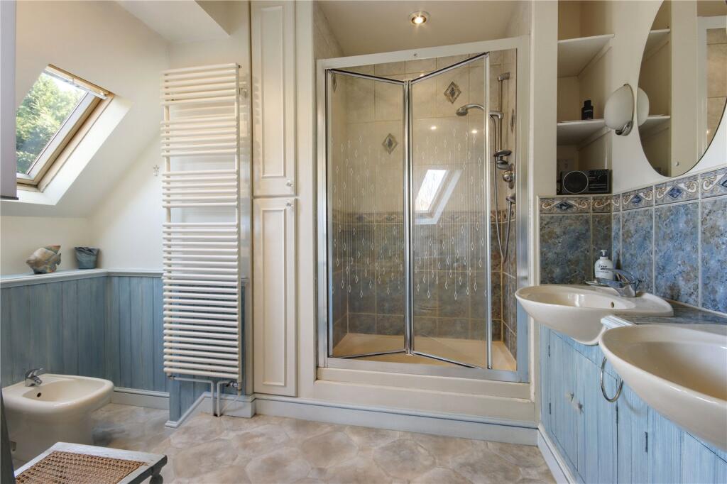 Ensuite Shower Room