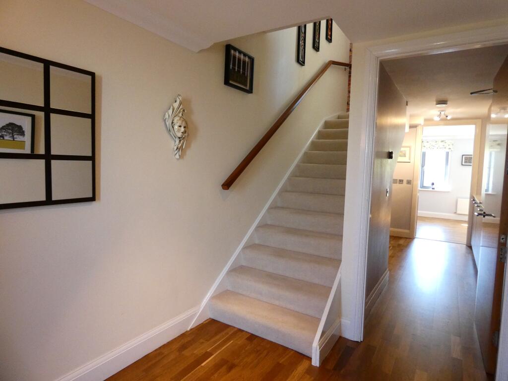 GROUND FLOOR ENTRANCE HALL