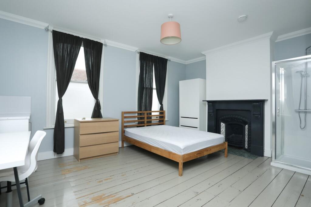 Room 4
