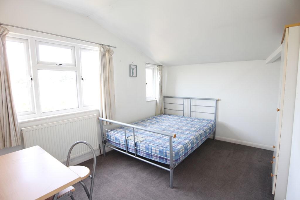 bed 4 - 2nd floor