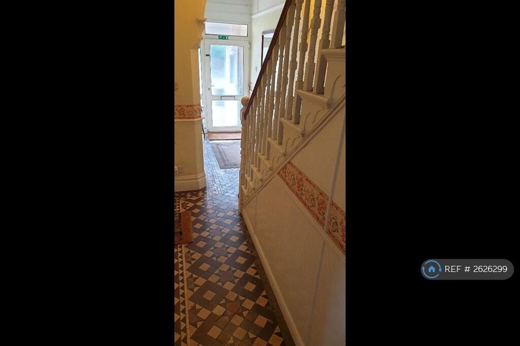 Apsley - Entrance Hall