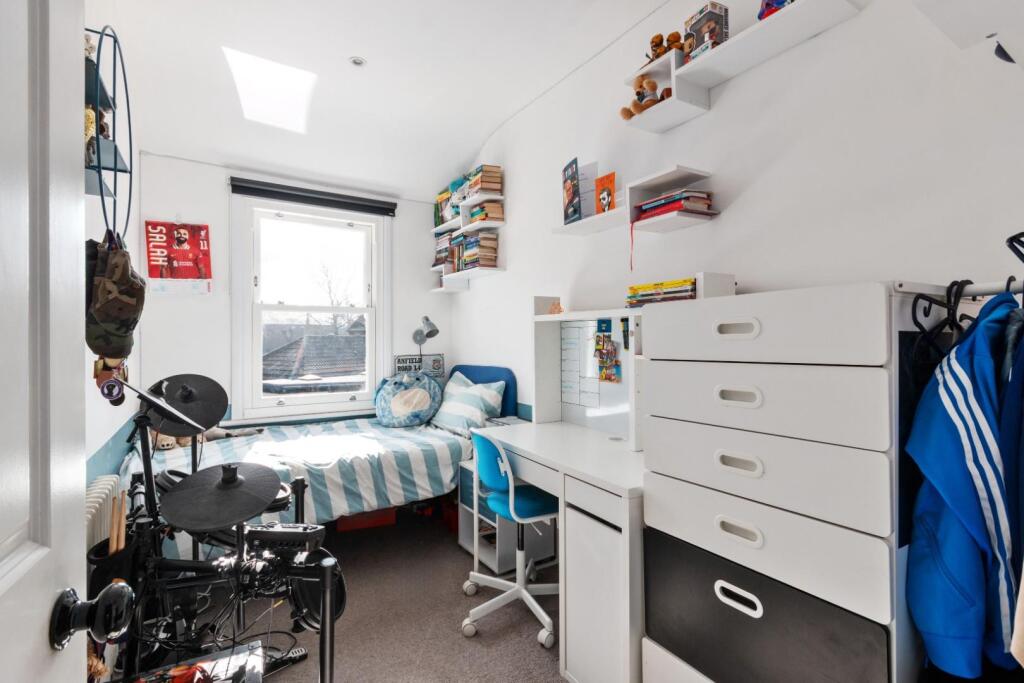 69 Grantham Road Ph8.jpg