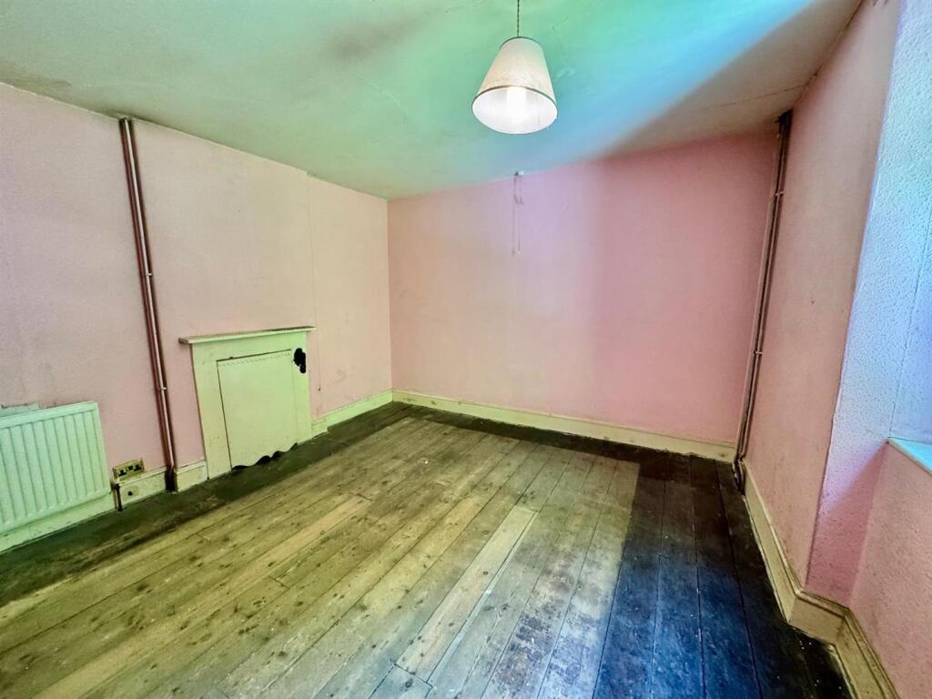 PHOTO-2025-05-16-06-38-10 (13).jpg