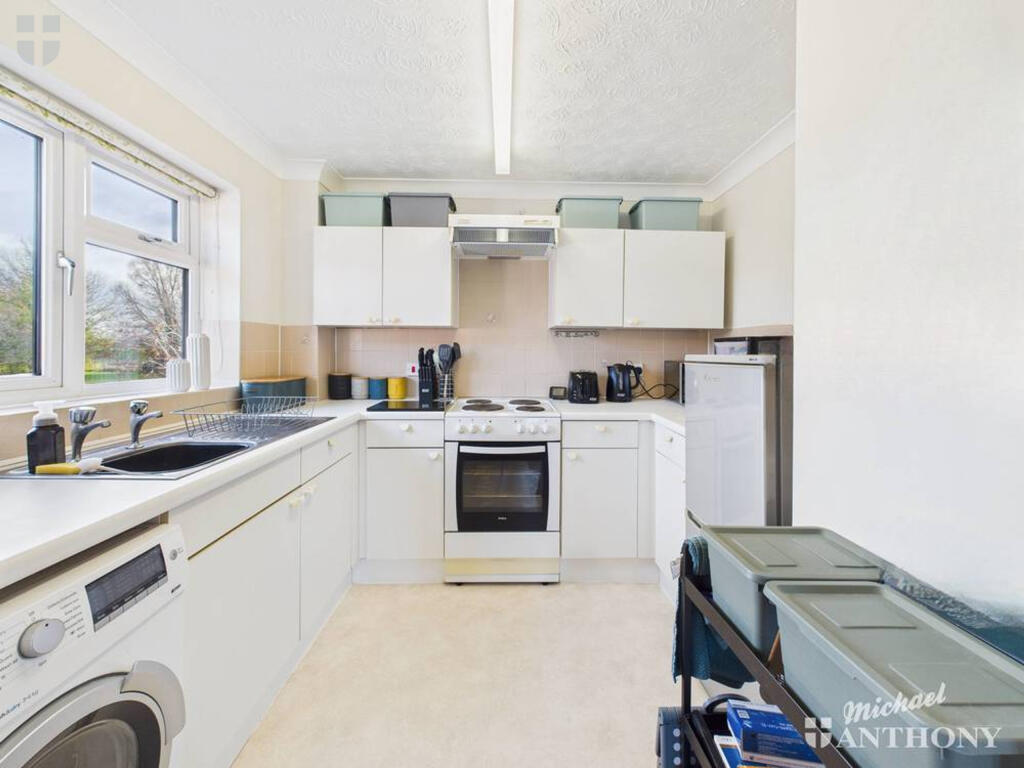 CAM03852G0-PR0477-STILL006-thumbnail-h750-70