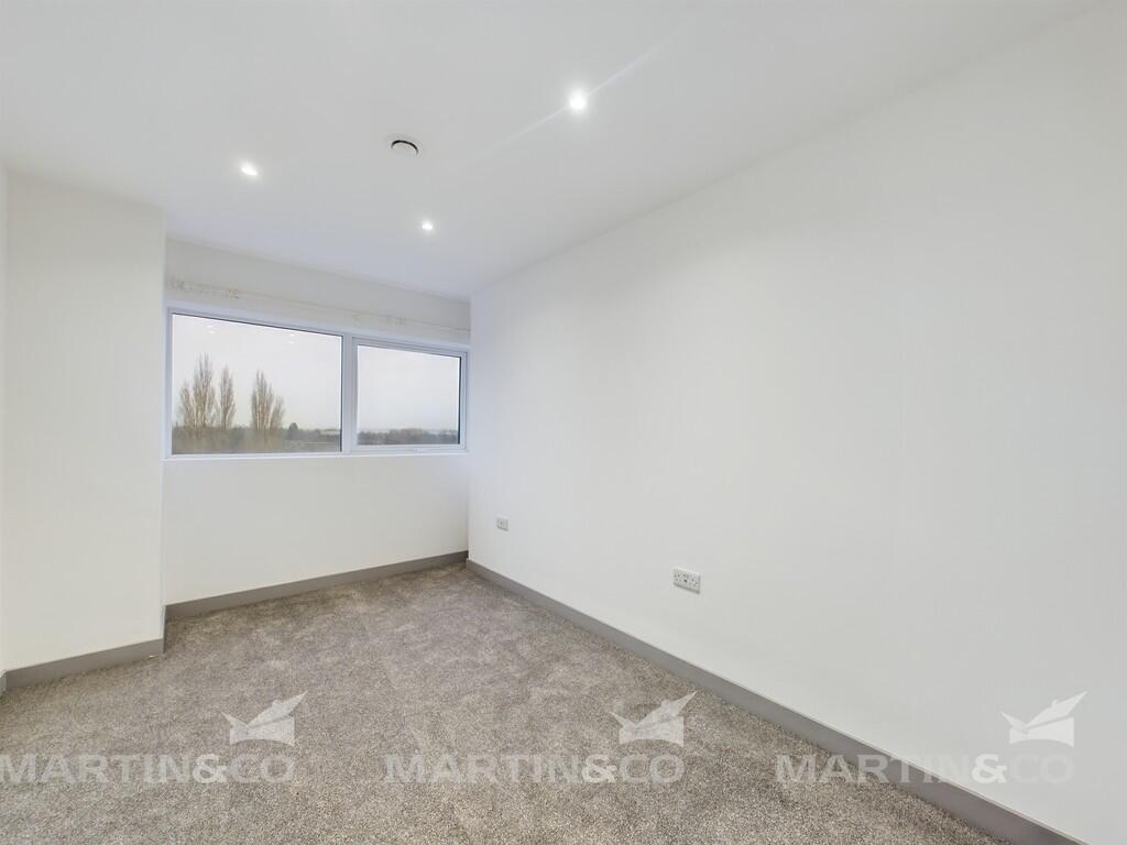 CAM02406G0-PR0399...