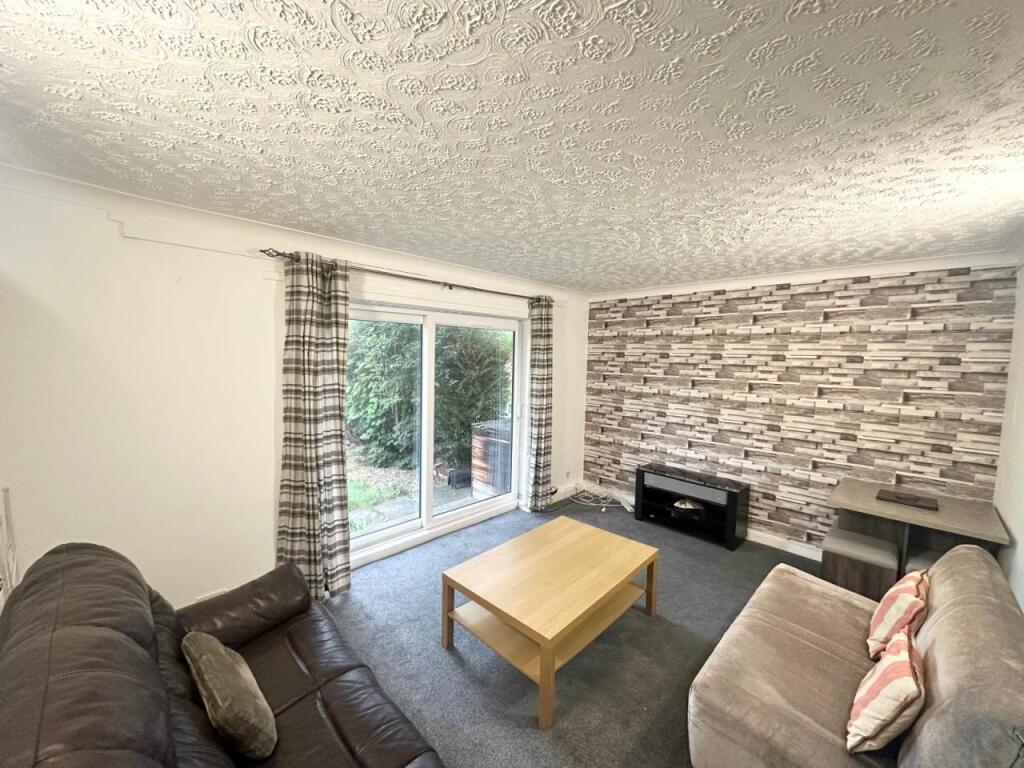 Lounge 2