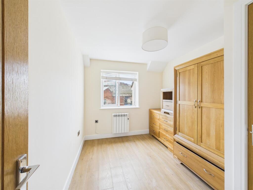 7 - Modern Block of 12 Flats for Auction, Bristol.