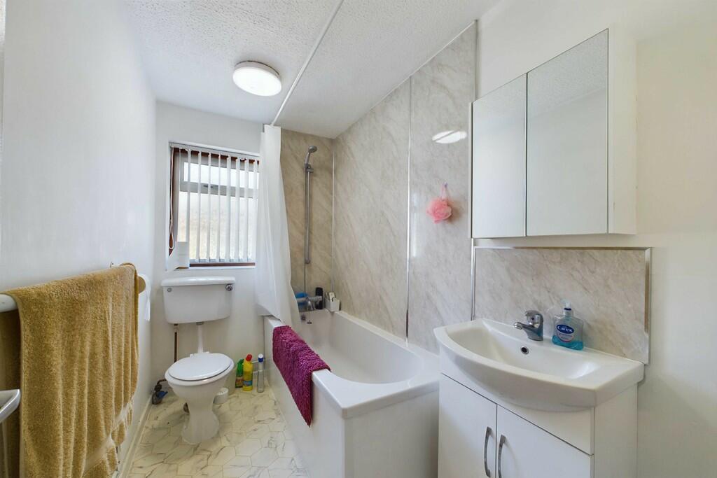 CAM01211G0-PR0037...