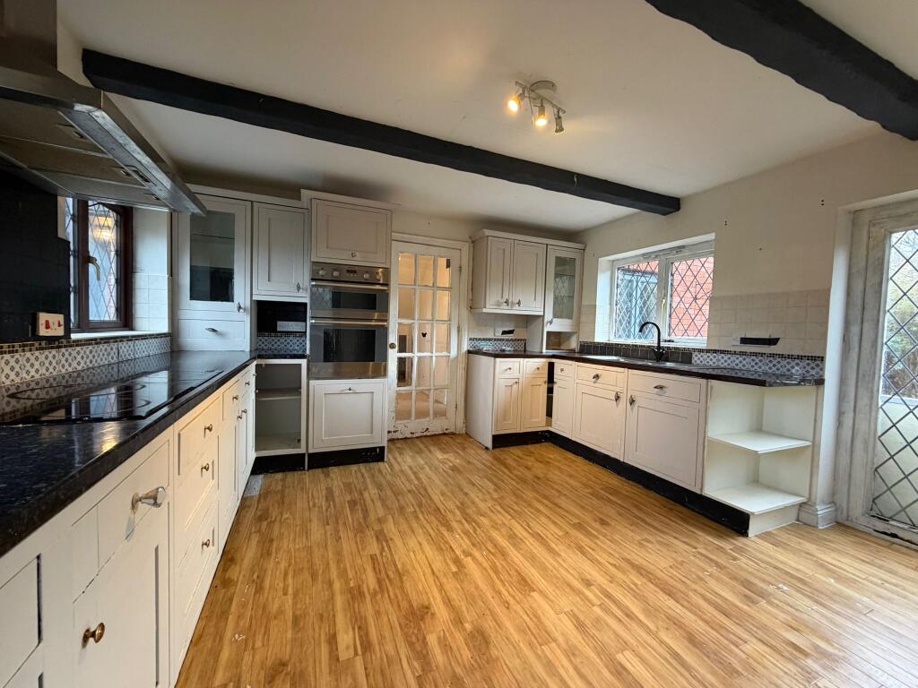 925932d3-2e51-4c30-a902-fafb24748465 T202512100937.jpeg