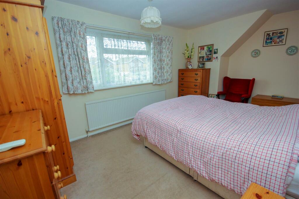 Master Bedroom 1.jpg