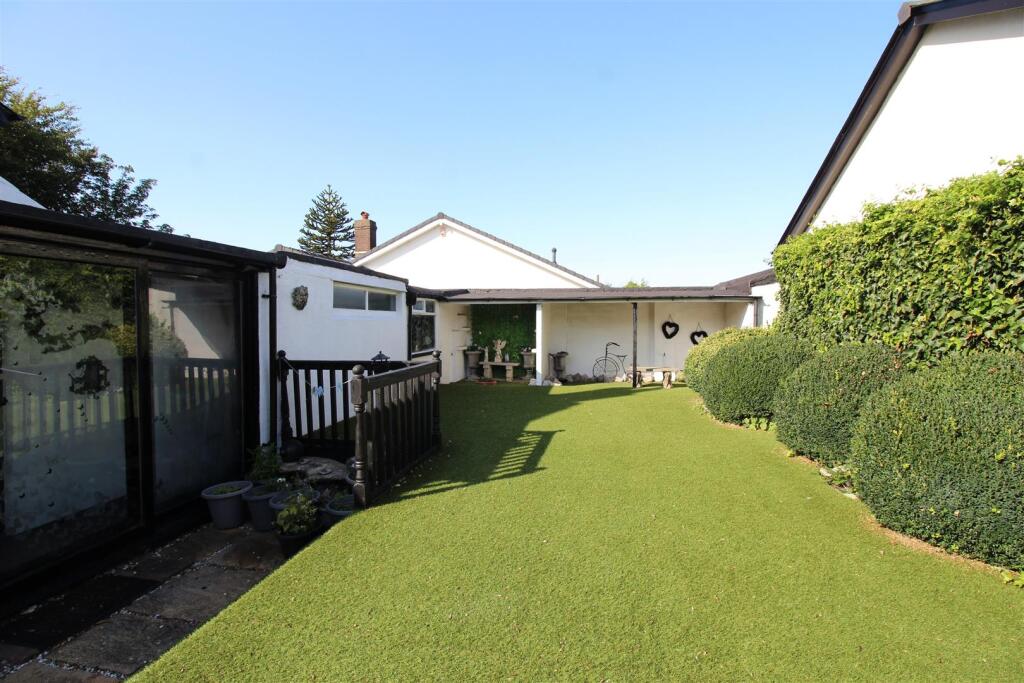 Leach Lane, 102 - External 1.JPG