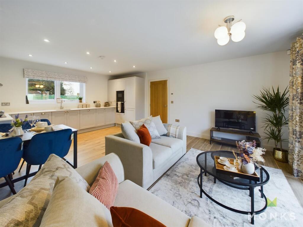 Open plan Lounge to Kitchen.jpg