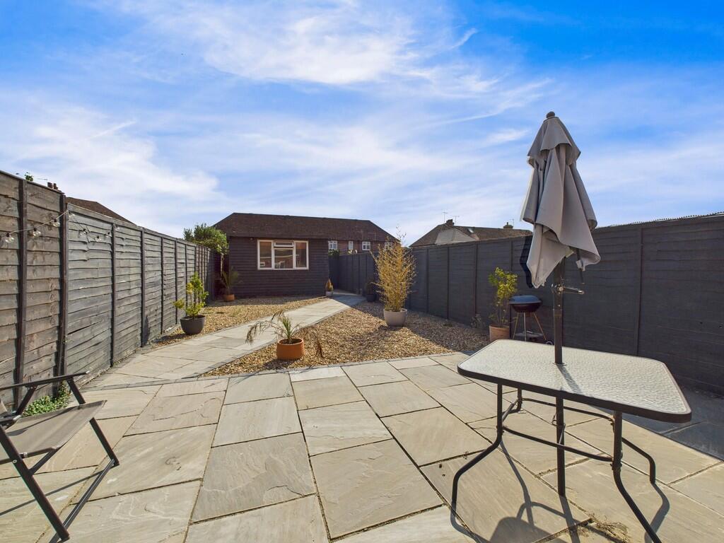 Rear garden (2)