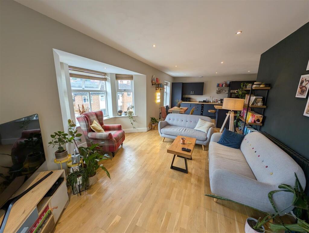 Open Plan Lounge/Diner/Kitchen