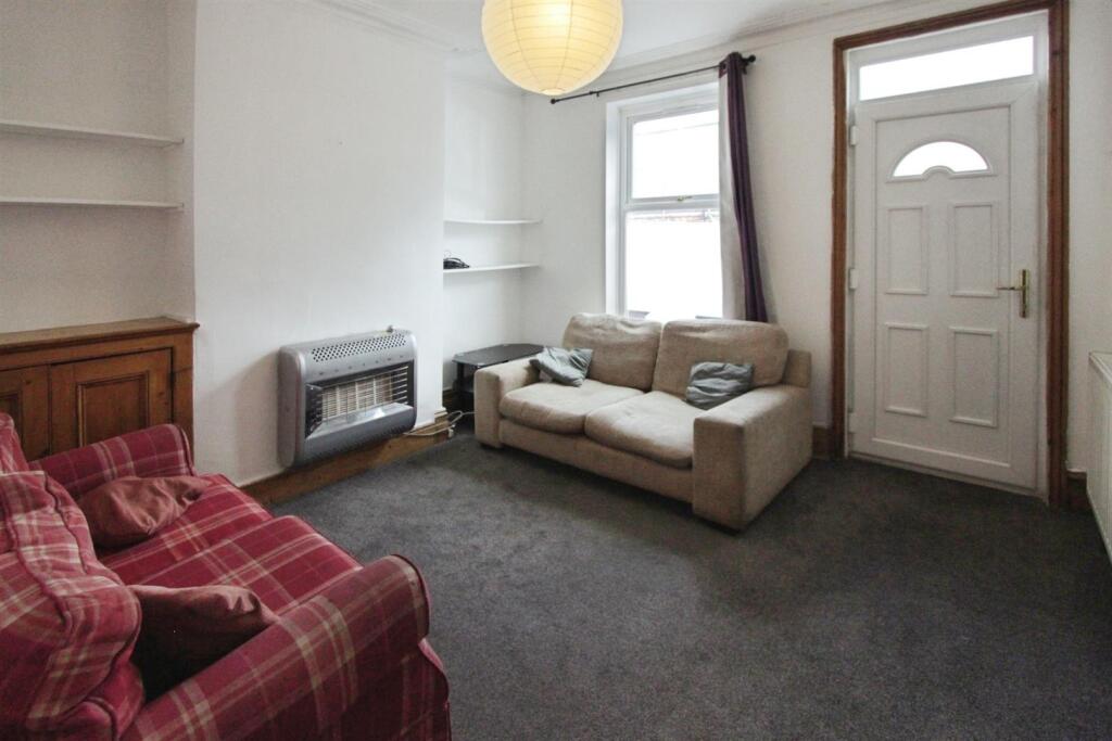 58279641-3. 20Lounge.JPG