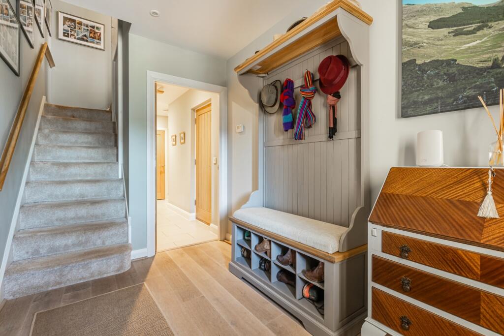 A20 - 22 Sharkham Drive Brixham - 250206